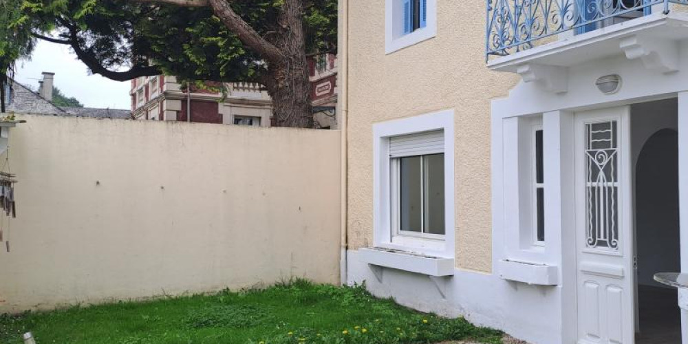 maison à LESTELLE BETHARRAM (64800)